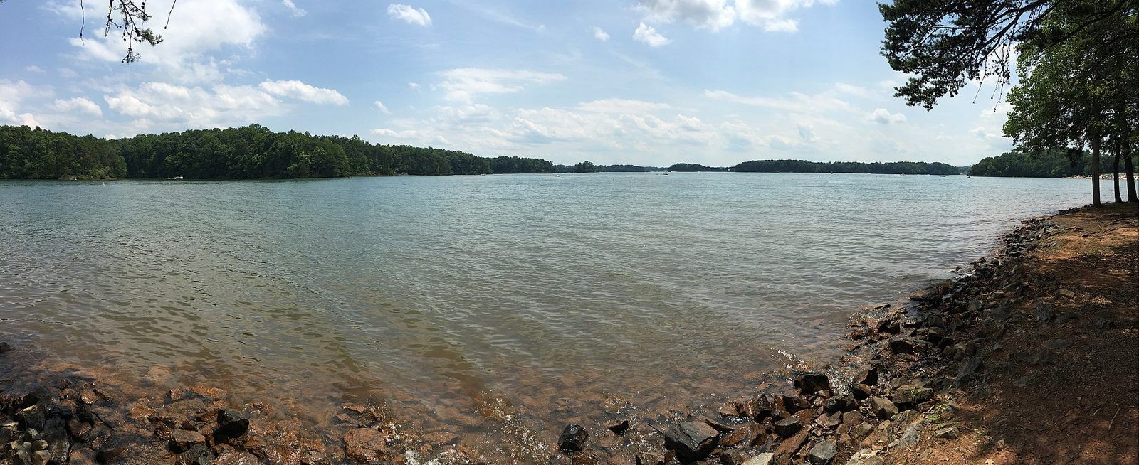 Smith Mountain Lake in Virginia